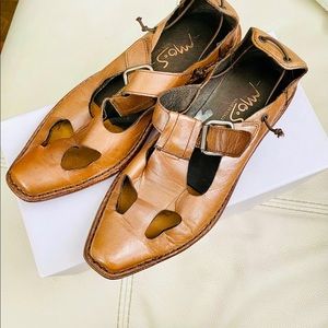 vero cuoio sandals Size 37.